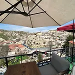 Bella Vista Stone House Hotel 3*