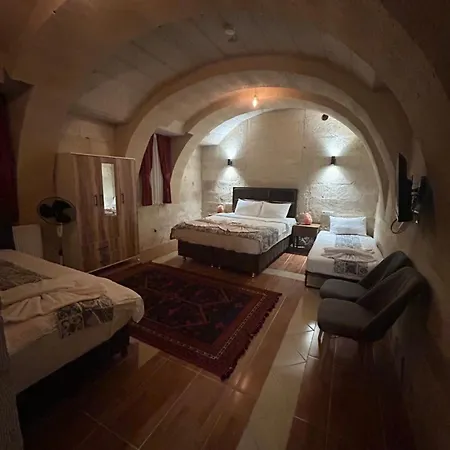 Bella Vista Stone House 3*