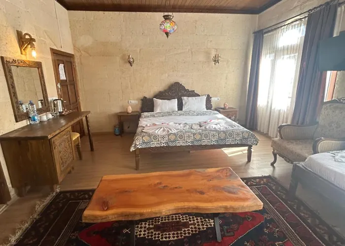 Bella Vista Stone House Hotel 3*