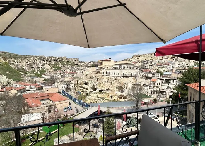 Bella Vista Stone House Hotel 3*